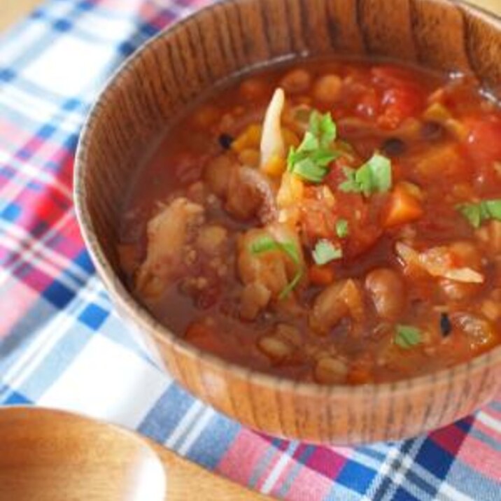福豆と雑穀のスパイシー・ダイエット・トマトスープ